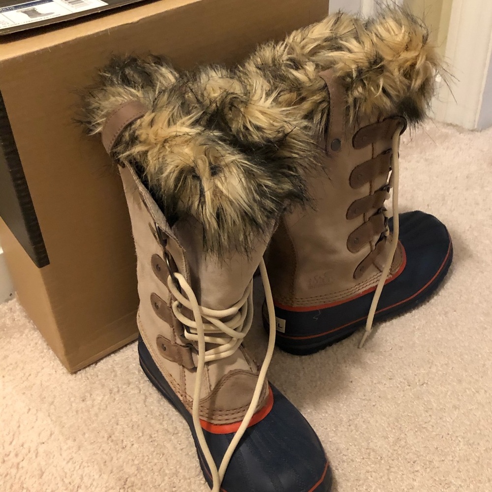 Sorel Joan of Arctic boots